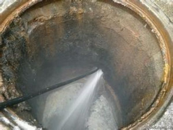 潍坊水管疏通（潍坊疏通下水道电话）